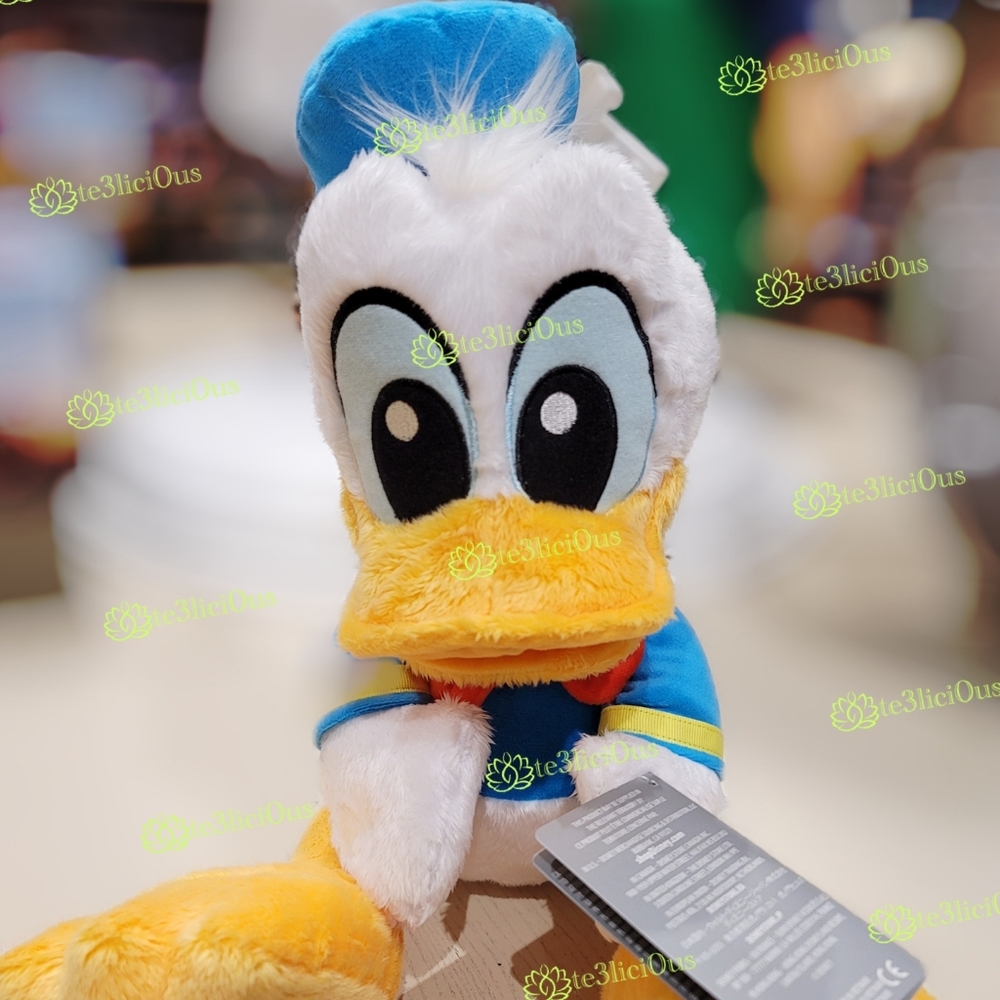 DISNEY PARKS DONALD DUCK BIG FEET PLUSH - Picture 2 of 7